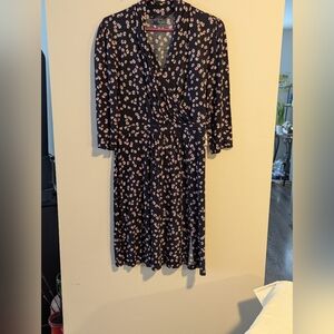 French Connection. Floral Wrap Bodice Dress. Puntuck On The Waist To Skirt Area.